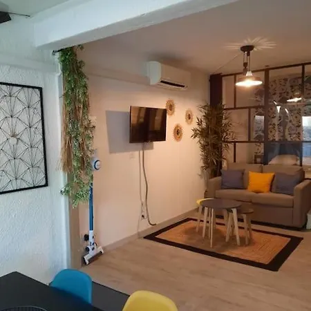 Superbe Renove Avec Parking Privatif شقة *